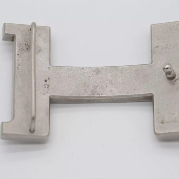 HERMÈS 95 H Guillochee Buckle Reversible Belt Noir/Silver Leather Strap - Picture 9 of 15